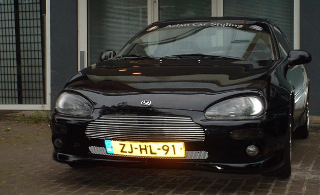 Tiga's DB9 voorbumper (MX-3)